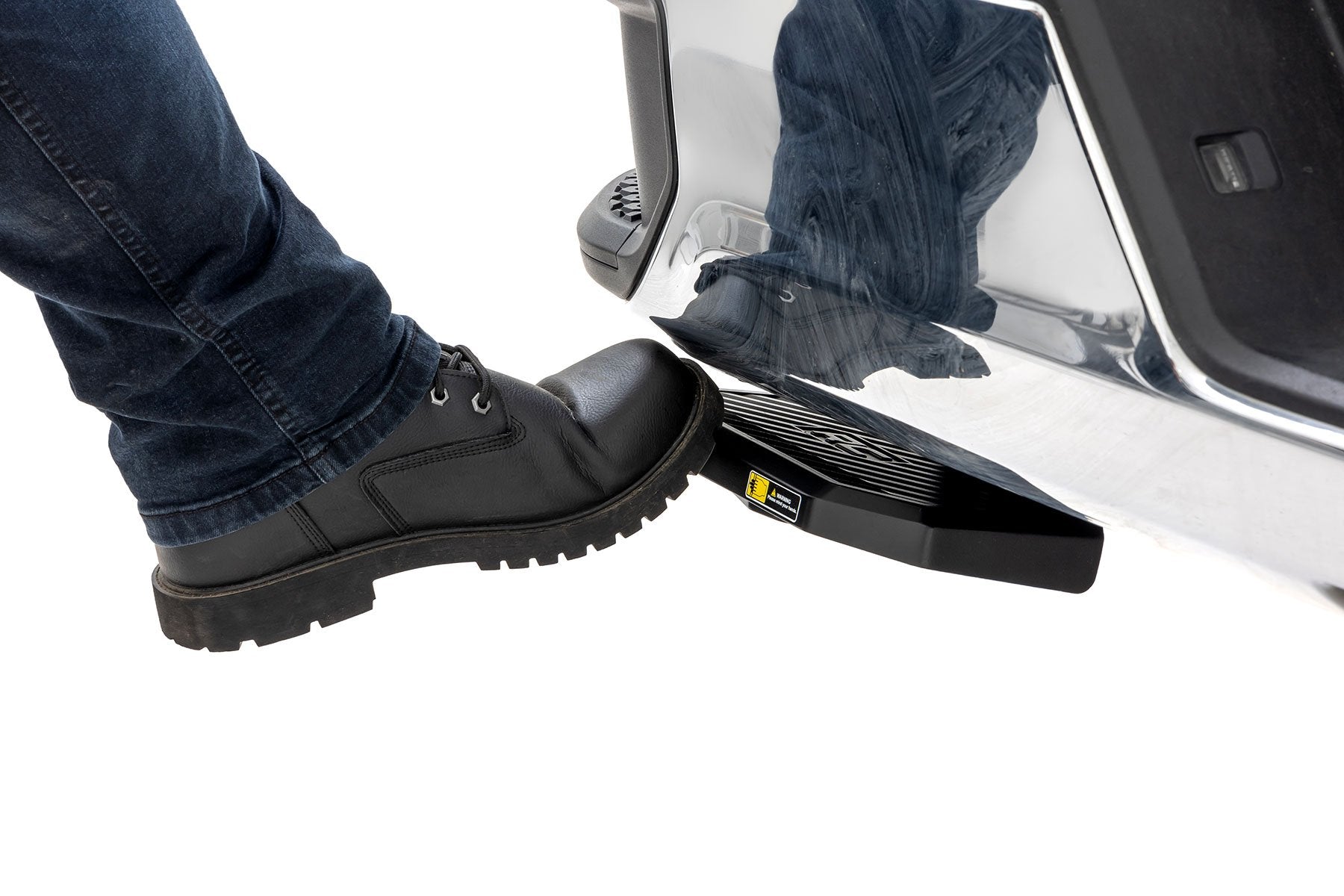 Retractable Bed Step | Manual Pull | Chevy/GMC 2500HD/3500HD (20-25) | PW049802