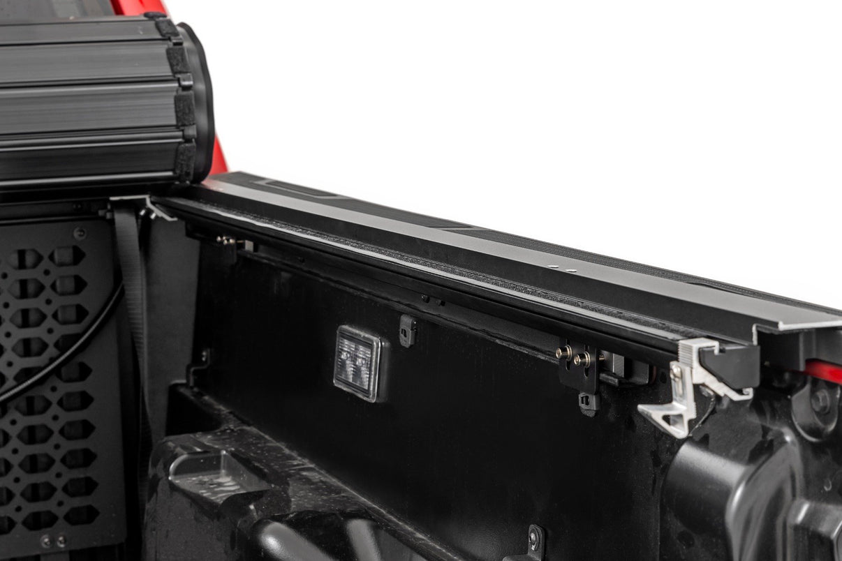 Hard Roll Up Bed Cover | 5' Bed | Toyota Tacoma 2WD/4WD (2024-2025) | 50415551