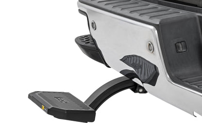 Rough Country | Retractable Bed Step | Manual Pull | Chevy/GMC 1500 (14-18 & Classic) | PW050052