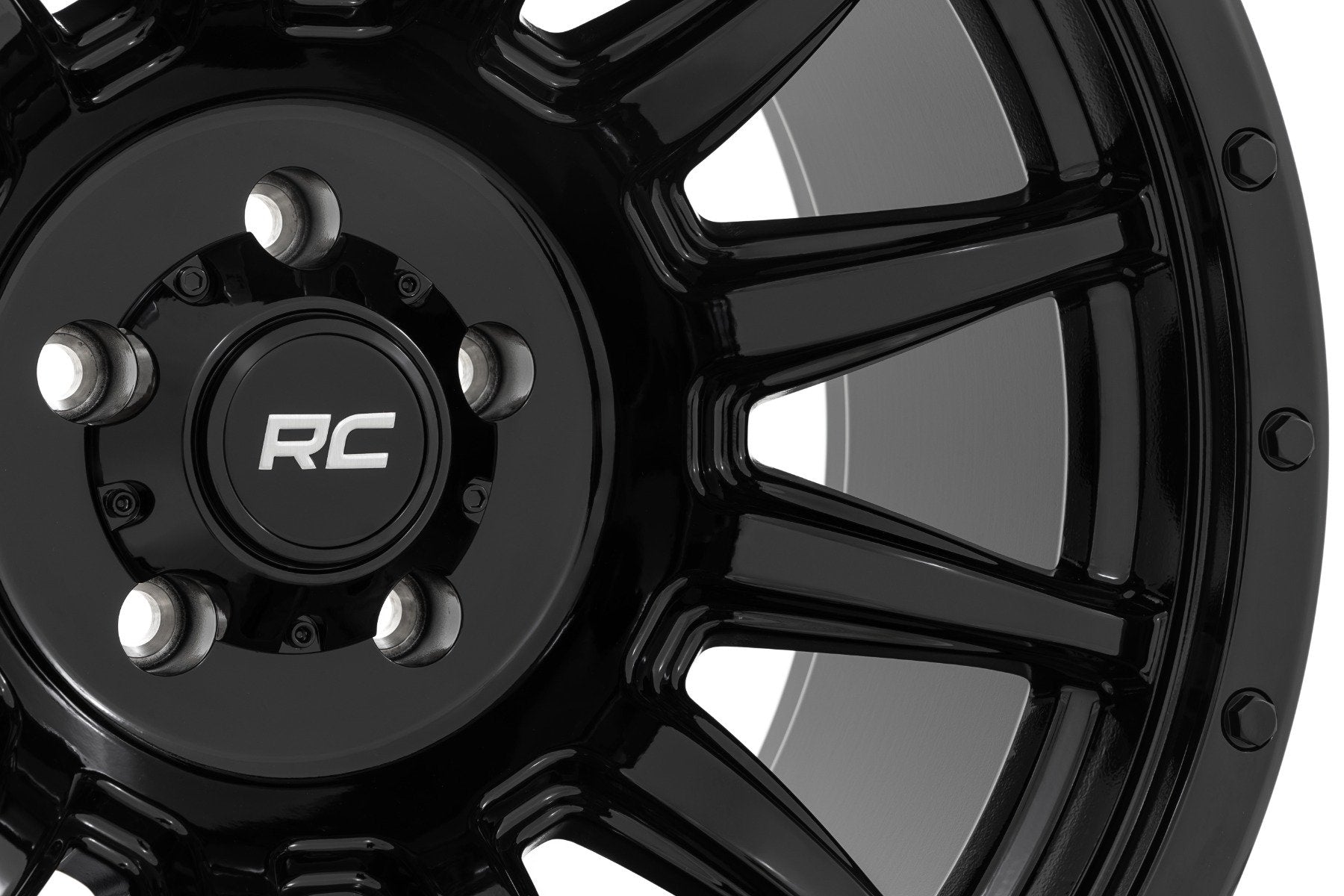 Rough Country 90 Series Wheel | One-Piece | Gloss Black | 18x9 | 6x5.5 | -12mm | 90181212B