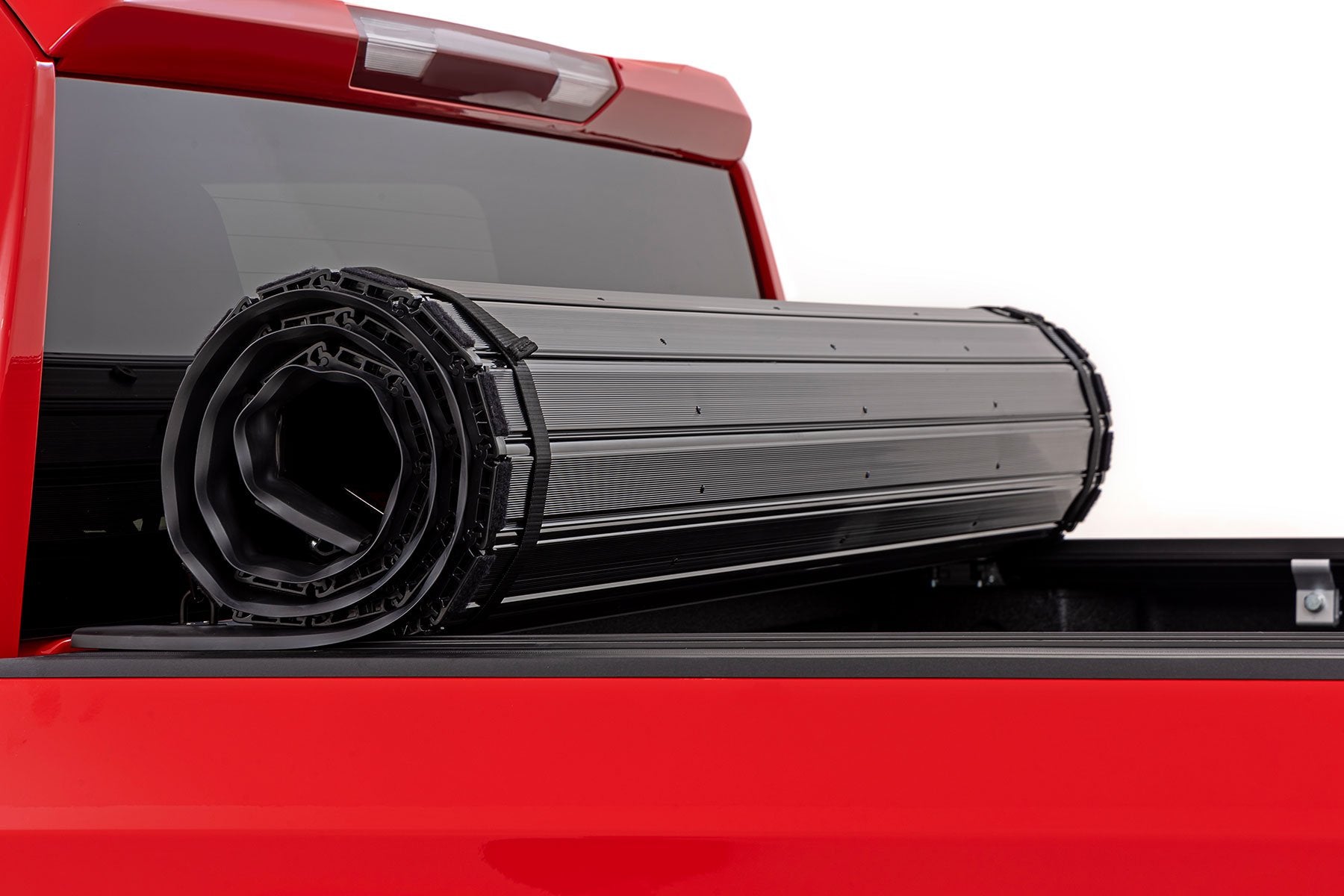 Hard Roll Up Bed Cover | 5'10" Bed | Chevy/GMC Sierra 1500 (19-25)/Silverado 1500 (19-25)  | 50120580