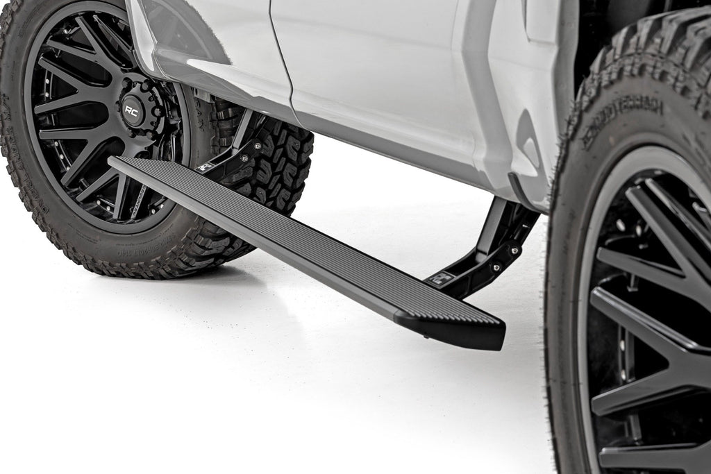 Rough Country | Power Running Boards | HT-Series | Crew Cab | Ford F-150/Lightning/F-250/F-350/Raptor (15-26) | ESR71520