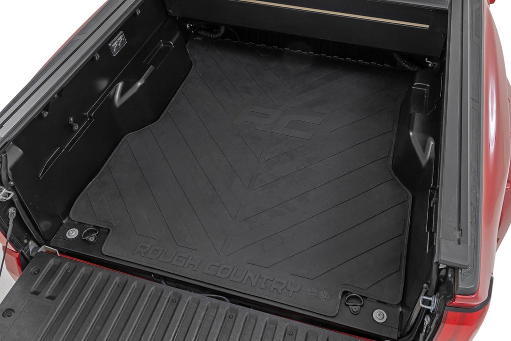 Rough Country | Bed Mat | 5' Bed | RC Logo | Toyota Tacoma 2WD/4WD (2024-2026) | RCM692