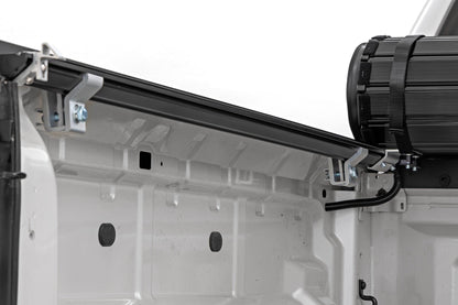 Rough Country | Hard Roll Up Bed Cover | 5' Bed | Ford Ranger 2WD/4WD (2019-2023) | 50219500