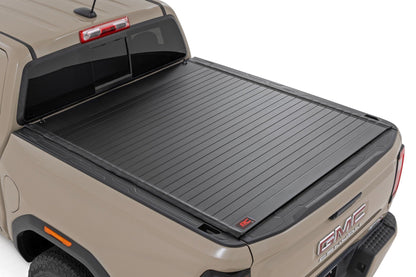 Rough Country | Hard Roll Up Bed Cover | 5' Bed | Chevy/GMC Canyon/Colorado 2WD/4WD (23-26) | 50120525