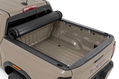 Rough Country | Hard Roll Up Bed Cover | 5' Bed | Chevy/GMC Canyon/Colorado 2WD/4WD (23-26) | 50120525