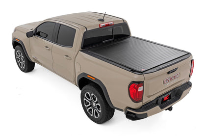 Rough Country | Hard Roll Up Bed Cover | 5' Bed | Chevy/GMC Canyon/Colorado 2WD/4WD (23-26) | 50120525