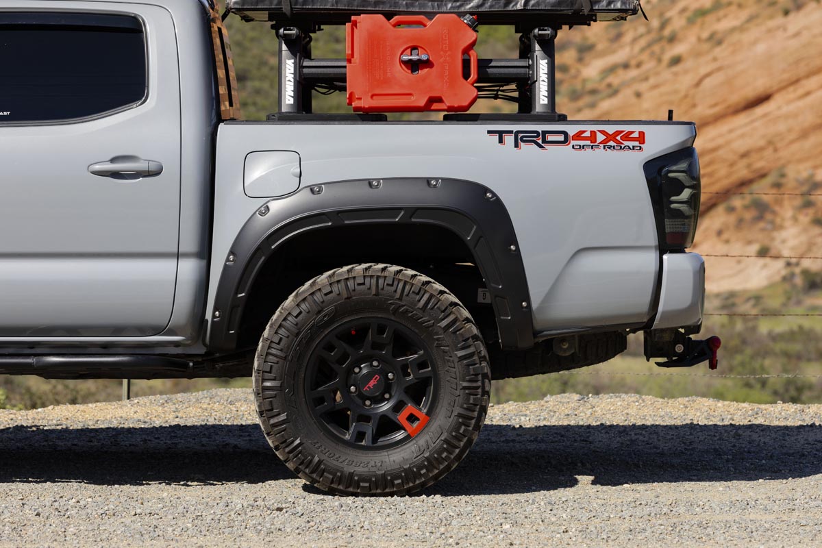 Fender Flares | Defender | 218 Midnight Black Metallic | Toyota Tacoma (16-23) | A-T11621-218