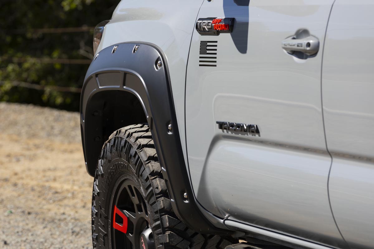 Fender Flares | Defender | Toyota Tacoma 2WD/4WD (2016-2023) | A-T11621