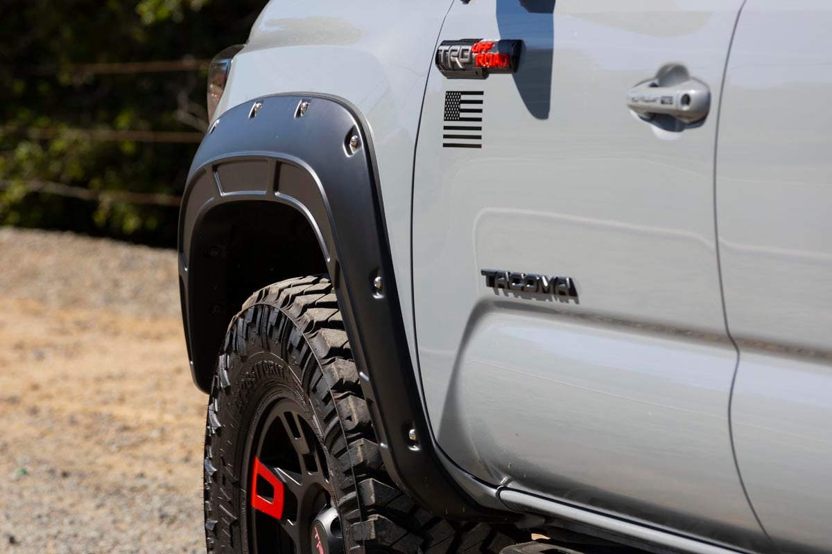 Fender Flares | Defender | 8T6 Voodoo Blue | Toyota Tacoma 2WD/4WD (16-23) | A-T11621-8T6