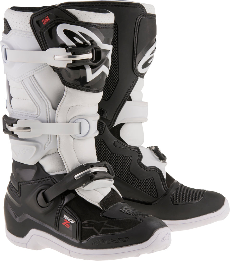 Tech 7s Boots Black/White Sz 03