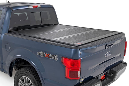 Hard Low Profile Bed Cover | 6'10" Bed | Ford F-250/F-350 Super Duty (17-25) | 47220651B