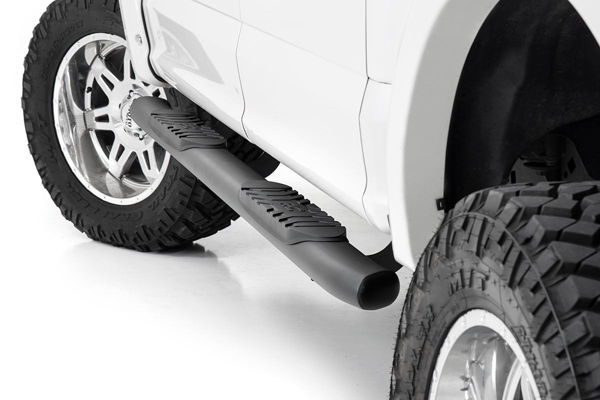 Oval Nerf Step | Crew Cab | Black | Ford F-150/Lightning/F-250/F-350/Raptor (15-25) | 21005