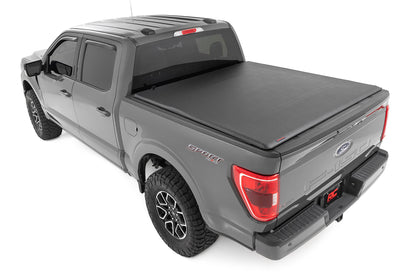 Soft Roll Up Bed Cover | 6'7" Bed | Ford F-150/F-150 Lightning/Raptor  (15-25) | 42225650