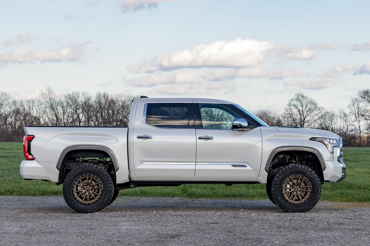 6 Inch Lift Kit | OE Air Ride | Toyota Tundra 2WD/4WD (2022-2025) | 71800