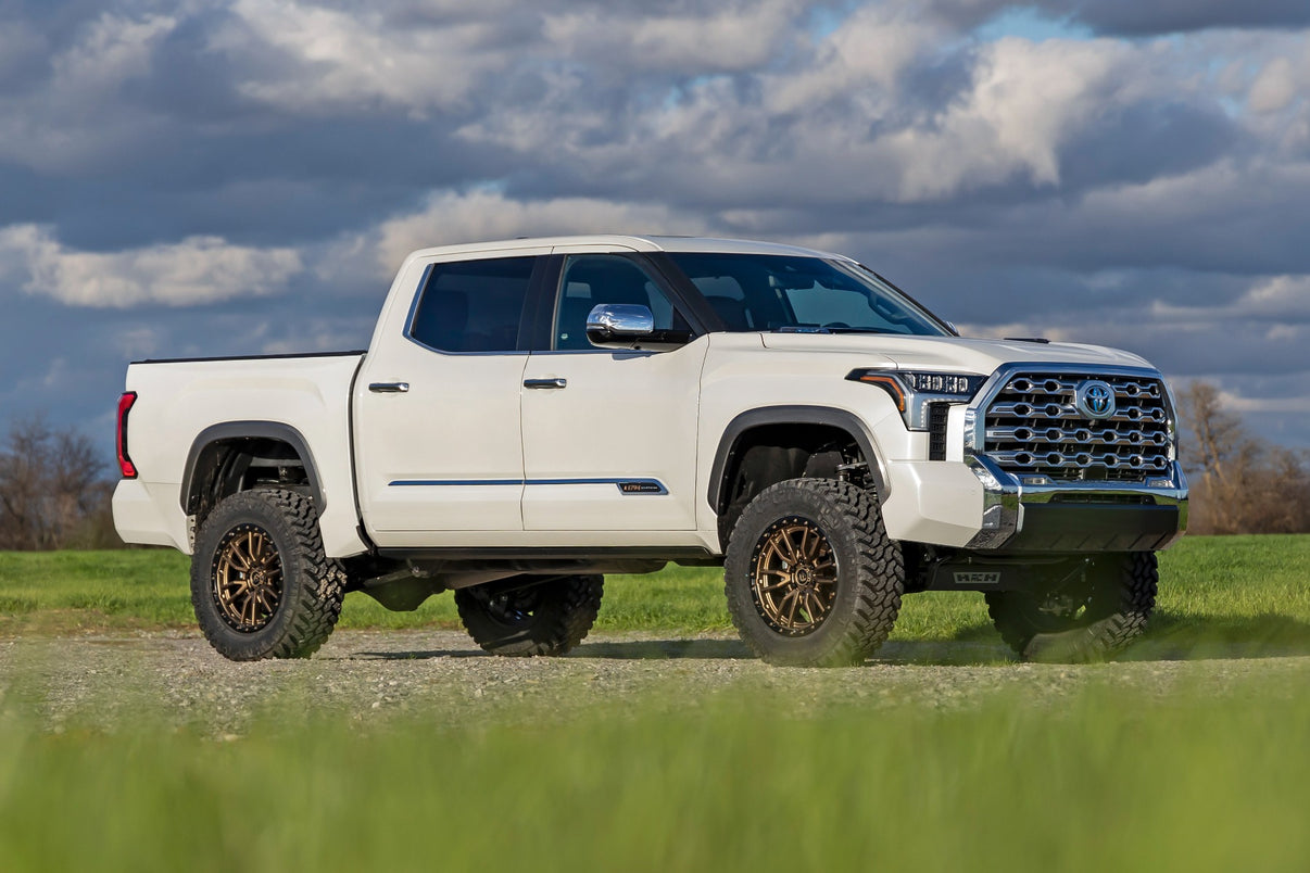 6 Inch Lift Kit | OE Air Ride | Toyota Tundra 2WD/4WD (2022-2025) | 71800