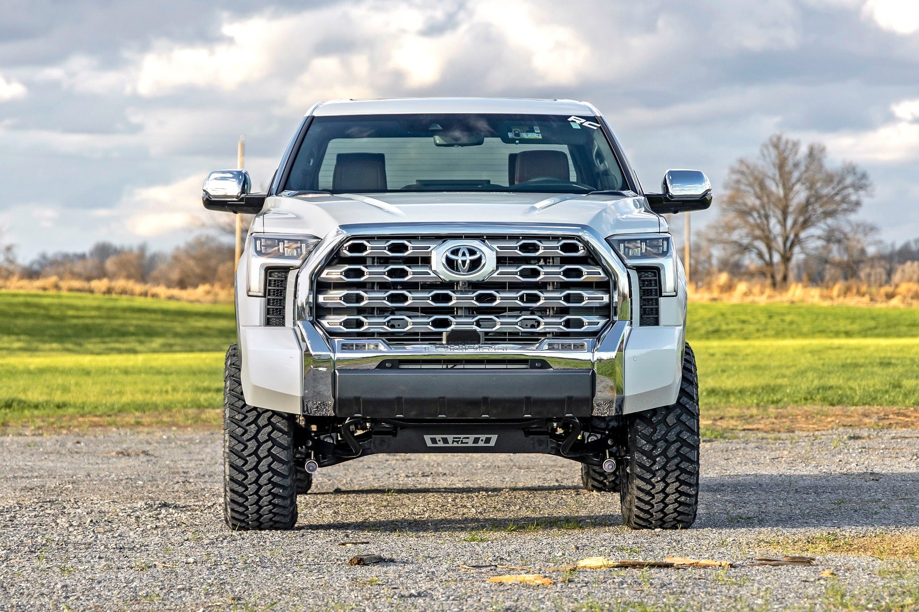 6 Inch Lift Kit | OE Air Ride | Toyota Tundra 2WD/4WD (2022-2025) | 71800
