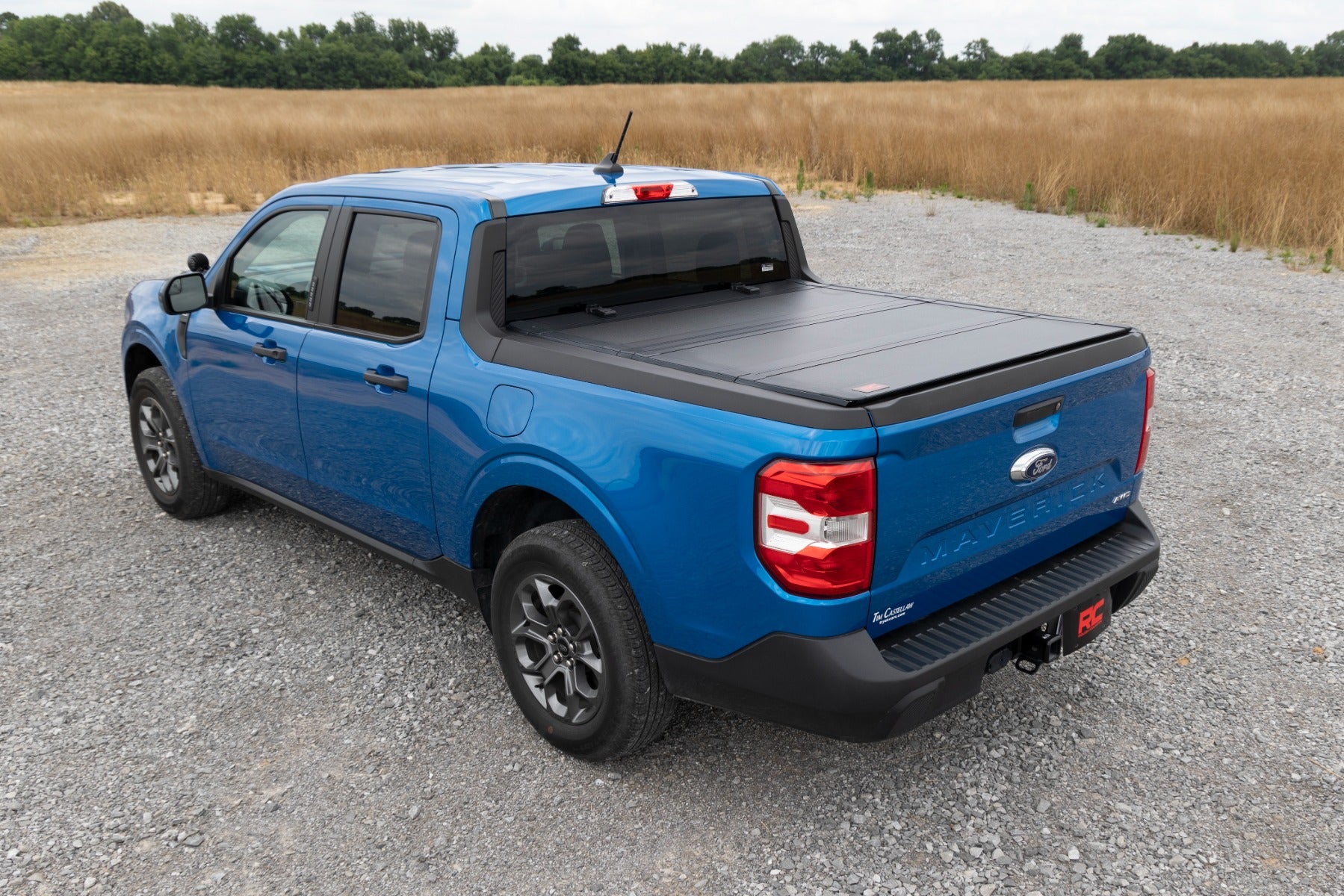 Hard Tri-Fold Flip Up Bed Cover | 4'6" Bed | Ford Maverick 2WD/4WD (22-25) | 49254500