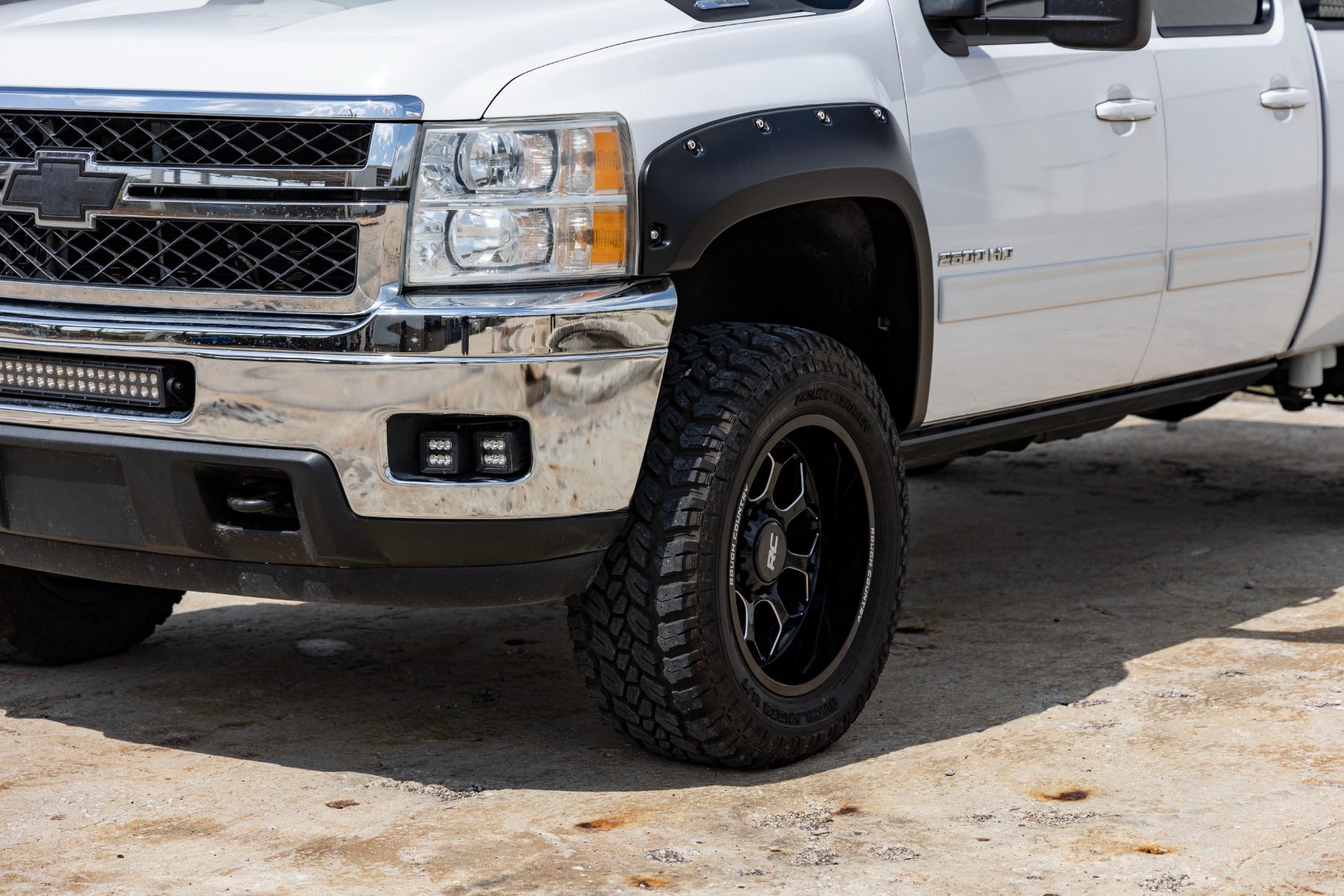 Pocket Fender Flares | GBA Black | Chevy Silverado 1500/2500HD/3500HD (07-14) | F-C10714B-GBA