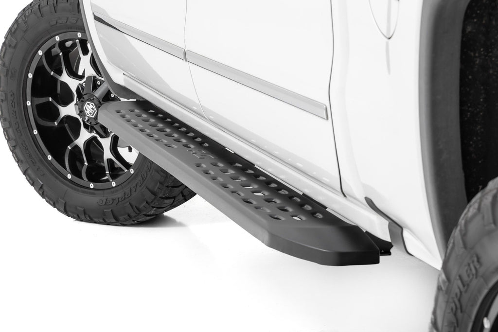 RPT2 Running Boards | Crew Cab | Chevy/GMC 1500/2500HD/3500HD (07-18 & Classic) | 44001