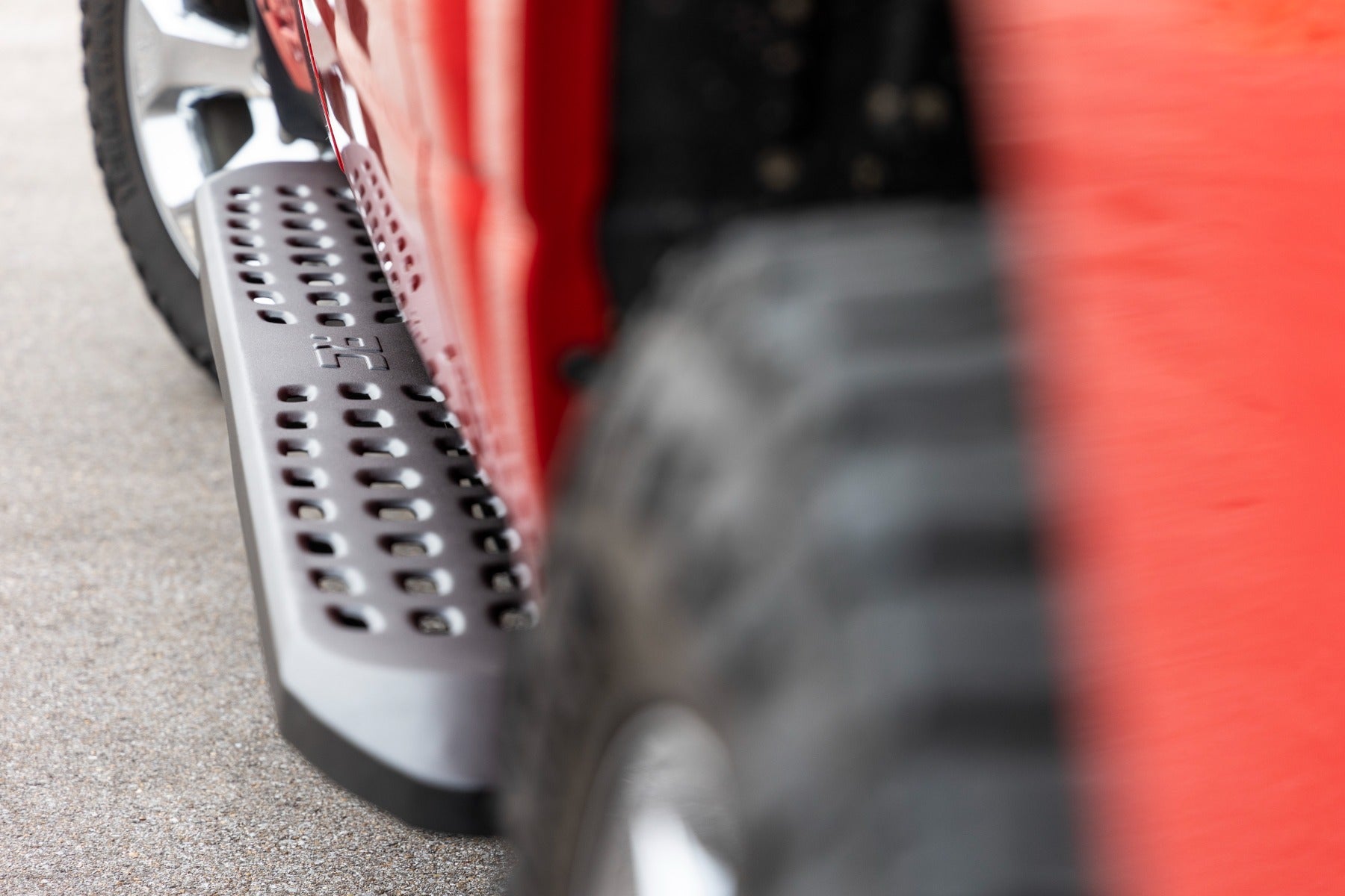 RPT2 Running Boards | Crew Cab | Black | Ram 1500 2WD/4WD (2010-2018 & Classic) | 44003