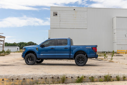 Rough Country | 3 Inch Lift Kit | Forged UCA | Ford F-150 2WD (2021-2026) | 41430_A