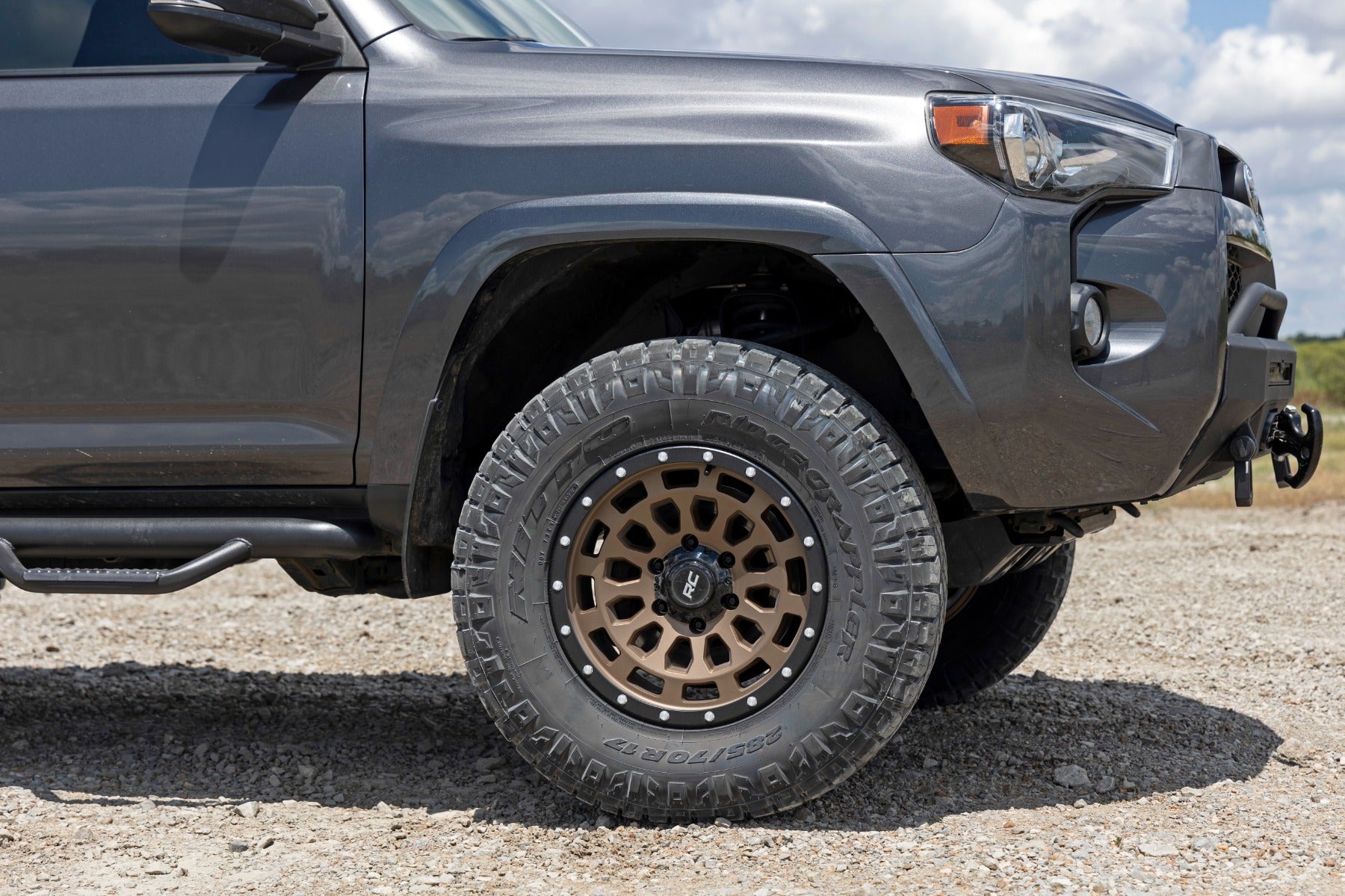 Rough Country 87 Series Wheel | Simulated Beadlock | Bronze/Black | 17x8.5 | 5x4.5 | +0mm | 87170913