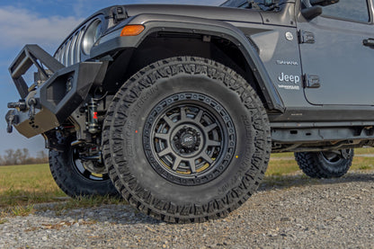 Rough Country 85 Series Wheel | Simulated Beadlock | Gunmetal Gray/Black | 17x9 | 5x5 | -12mm | 85170918A