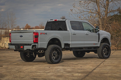 Rough Country | 4.5 Inch Lift Kit | V2 | Diesel | Ford F-250/F-350 Super Duty 4WD (2023-2026) | 400157