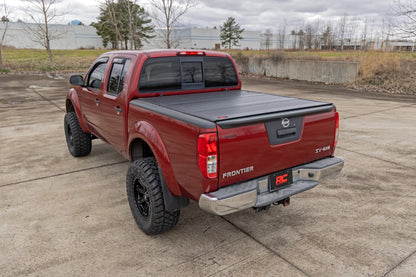 Hard Low Profile Bed Cover | 5' Bed | Cargo Mgmt | Nissan Frontier (05-21) | 47520501B