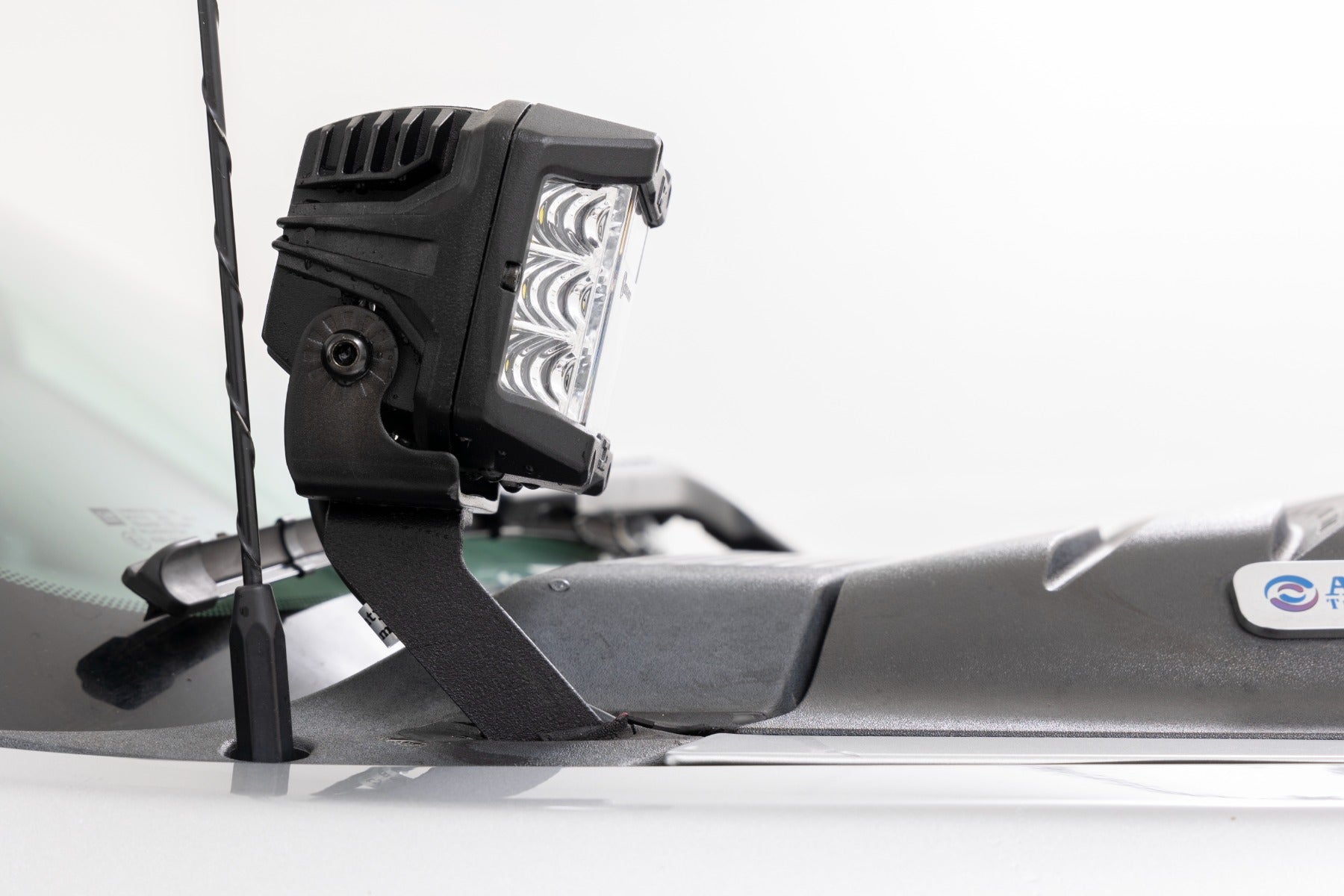 LED Light Kit | Ditch Mount |  3" OSRAM | Wide | Chevy 1500 & Chevy/GMC 2500HD/3500HD (07-14) | 71062