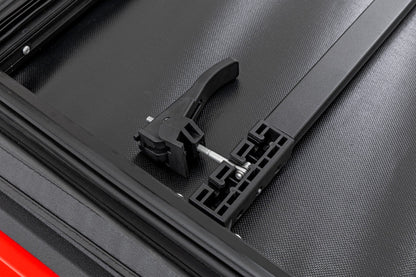 Rough Country | Soft Tri-Fold Bed Cover | 5' Bed | Jeep Gladiator JT 4WD (2020-2026) | 41620500A