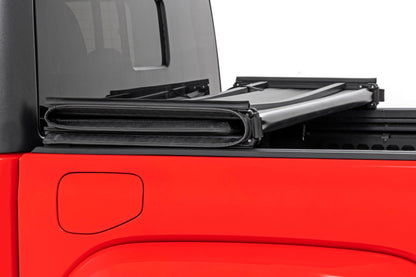 Rough Country | Soft Tri-Fold Bed Cover | 5' Bed | Jeep Gladiator JT 4WD (2020-2026) | 41620500A