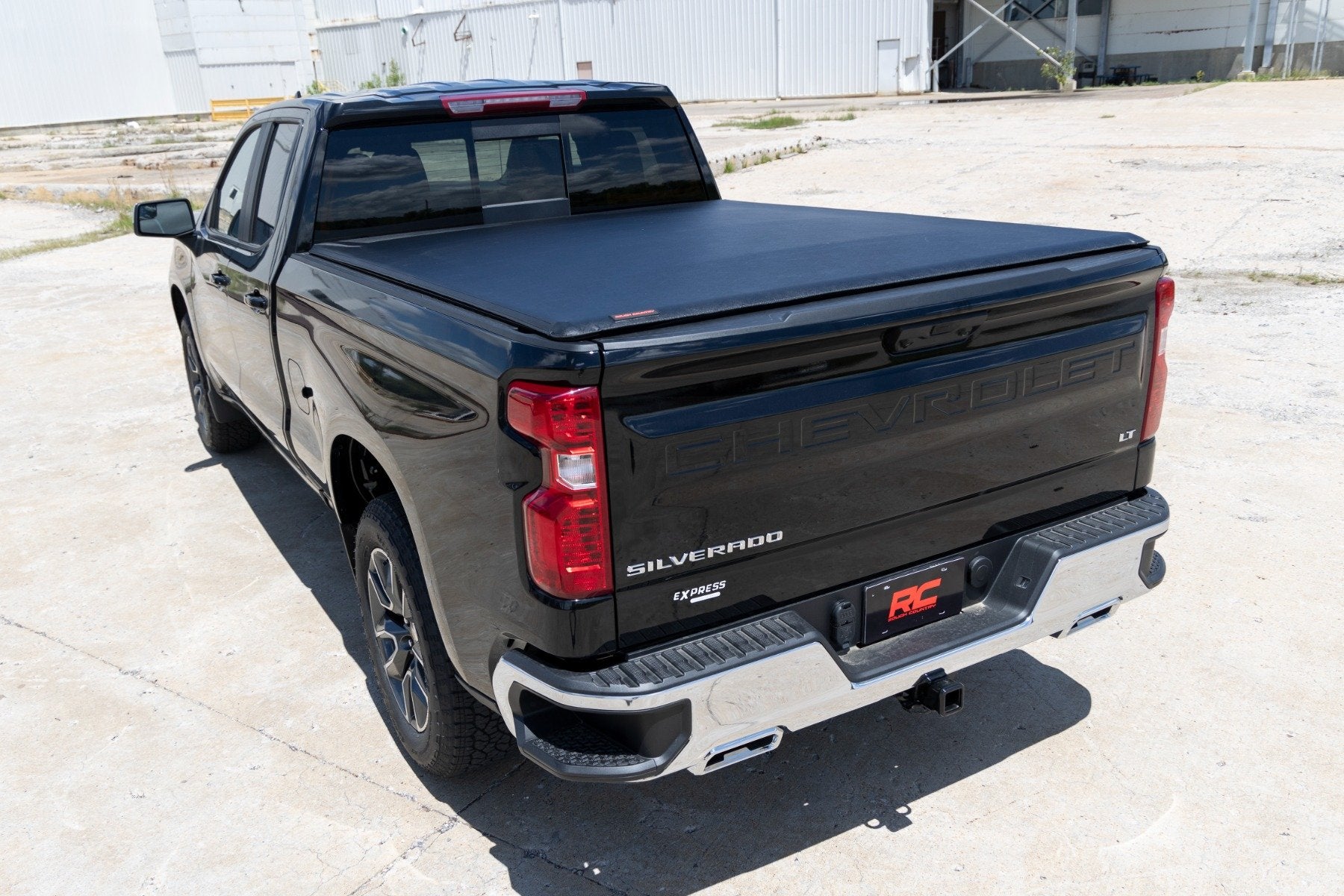 Soft Roll Up Bed Cover  | 6'7" Bed | Chevy/GMC Sierra 1500 (19-25)/Silverado 1500 (19-25)  | 42308650