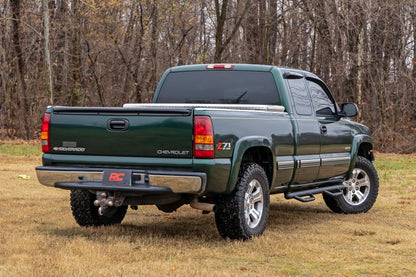 Rough Country | Nerf Steps | Cab Length | Chevy/GMC 1500/2500HD (99-06 & Classic) | RCC9989QCB