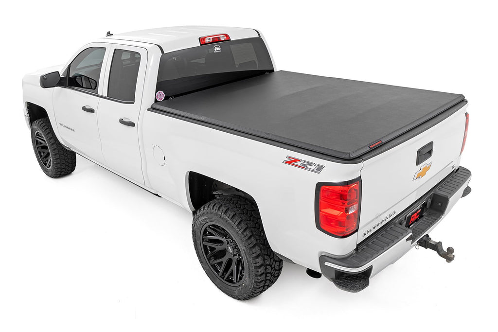 Rough Country | Soft Tri-Fold Bed Cover | 6'7" Bed | Chevy/GMC 1500/2500HD/3500HD (14-19 & Classic) | 41214650A