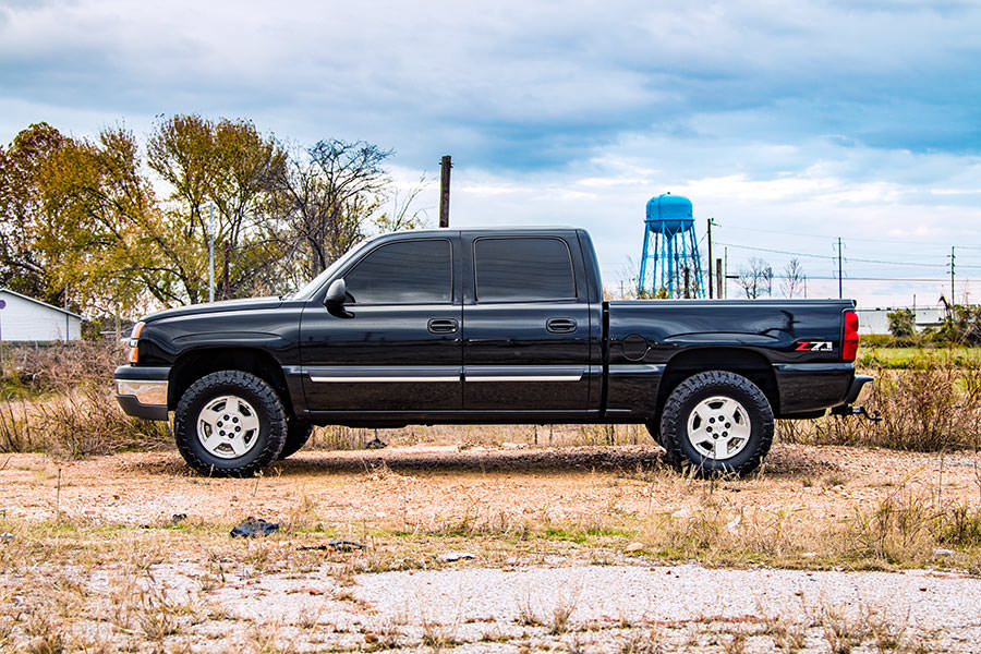1.5-2 Inch Lift Kit | V2 | Chevy Silverado & GMC Sierra 1500 4WD (1999-2006 & Classic) | 28370