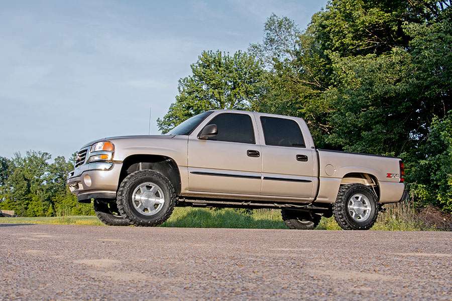 1.5-2 Inch Lift Kit | M1 | Chevy Silverado & GMC Sierra 1500 4WD (1999-2006 & Classic) | 28340