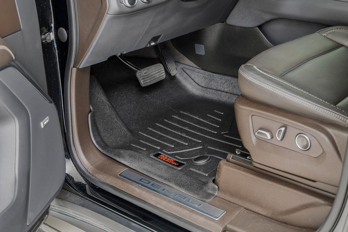 Floor Mats | FR & RR | FR/RR Bucket | Chevy/GMC Tahoe/Yukon 2WD/4WD (21-25) | M-21712