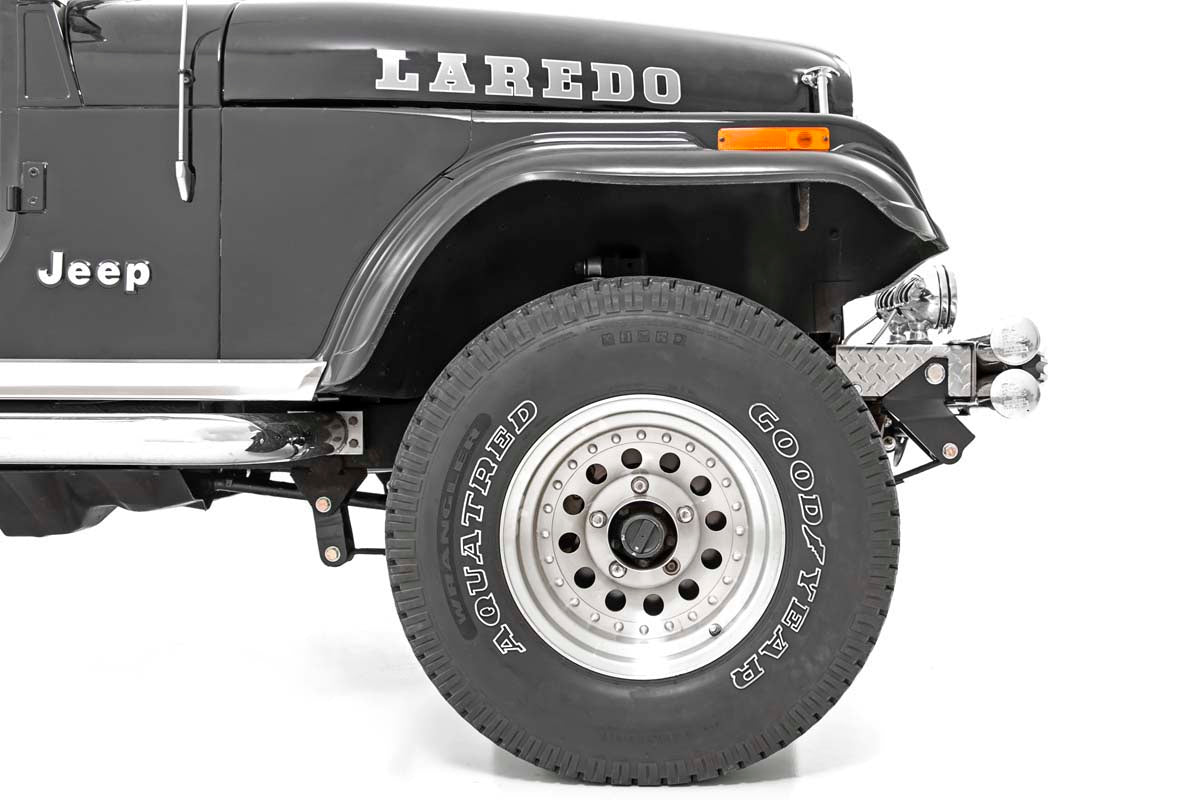 Front Shackle Reversal Kit | Jeep CJ 7 4WD (1976-1986) | 5059