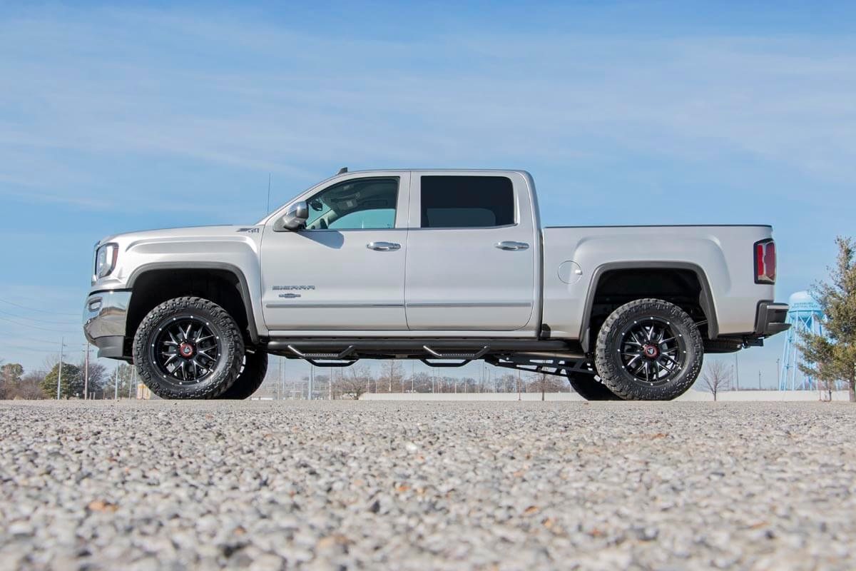 3.5 Inch Lift Kit | Alu/Stamp Steel LCA | N3 Strut | Chevy/GMC 1500 (14-18 & Classic) | 12132