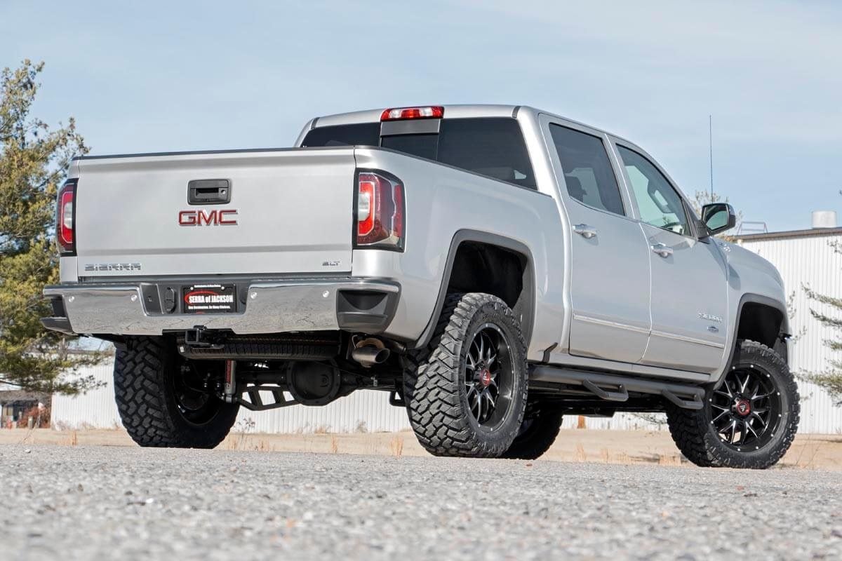 3.5 Inch Lift Kit | Alum/Stamp Steel LCA | Chevy/GMC 1500 (14-18 & Classic) | 12130