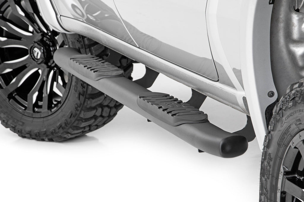 Oval Nerf Step | Crew Cab | Chevy/GMC 1500/2500HD/3500HD (19-25 & Classic) | 21002