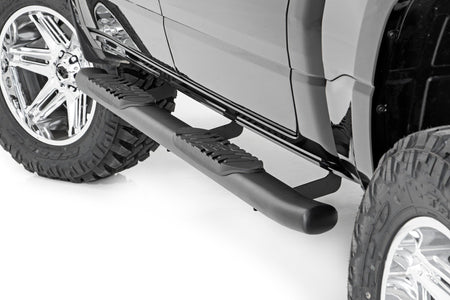 Oval Nerf Step | Crew Cab | Black | Ram 1500 (19-25)/1500 TRX (21-24)  | 21004