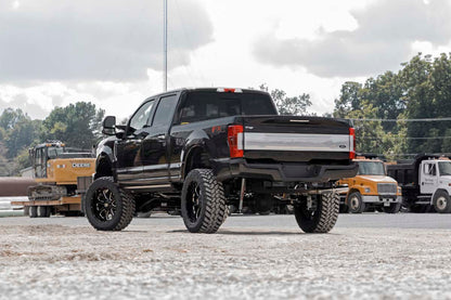 6 Inch Lift Kit | R/A | OVLDS | M1 | Ford F-250/F-350 Super Duty 4WD (17-22) | 51240