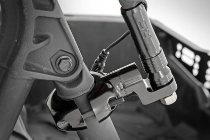 Universal LED Whip Mount | 99012