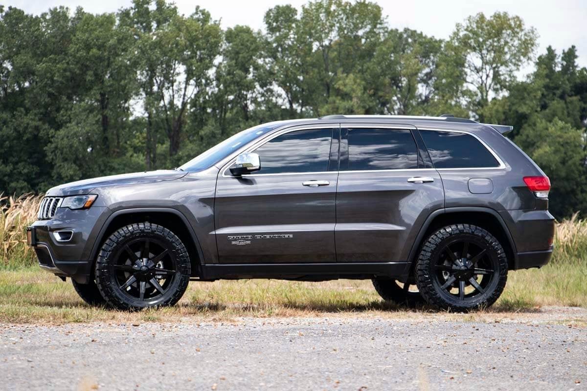 2.5 Inch Lift Kit | N3 Struts | Jeep Grand Cherokee 4WD (2016-2022) | 91430
