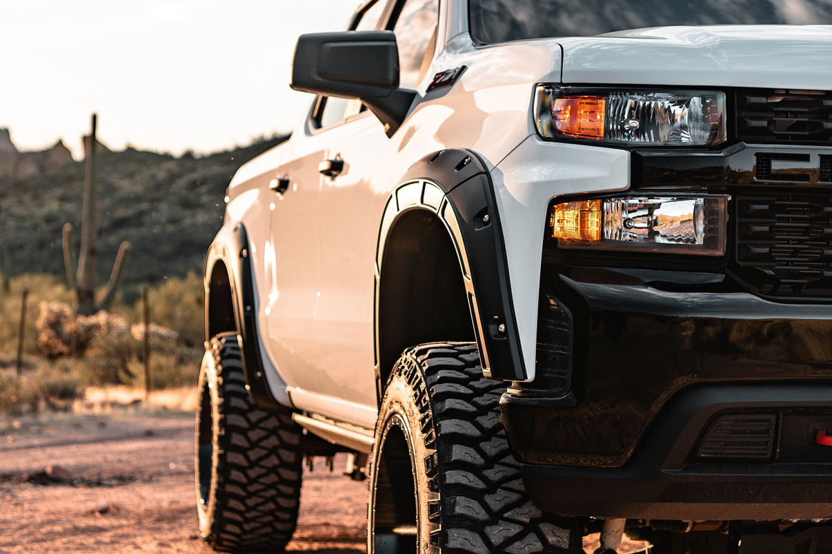 Fender Flares | Defender | GAZ Summit White | Chevy Silverado 1500 2WD/4WD (2019-2025 & Classic) | A-C12211-GAZ