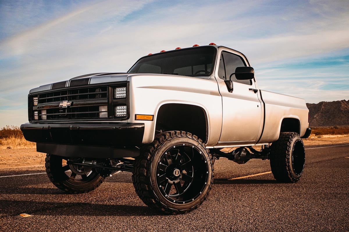 6 Inch Lift Kit | 52" RR Springs | Chevy/GMC C10/K10 Truck & SUV/K5 Blazer (77-91) | 20530