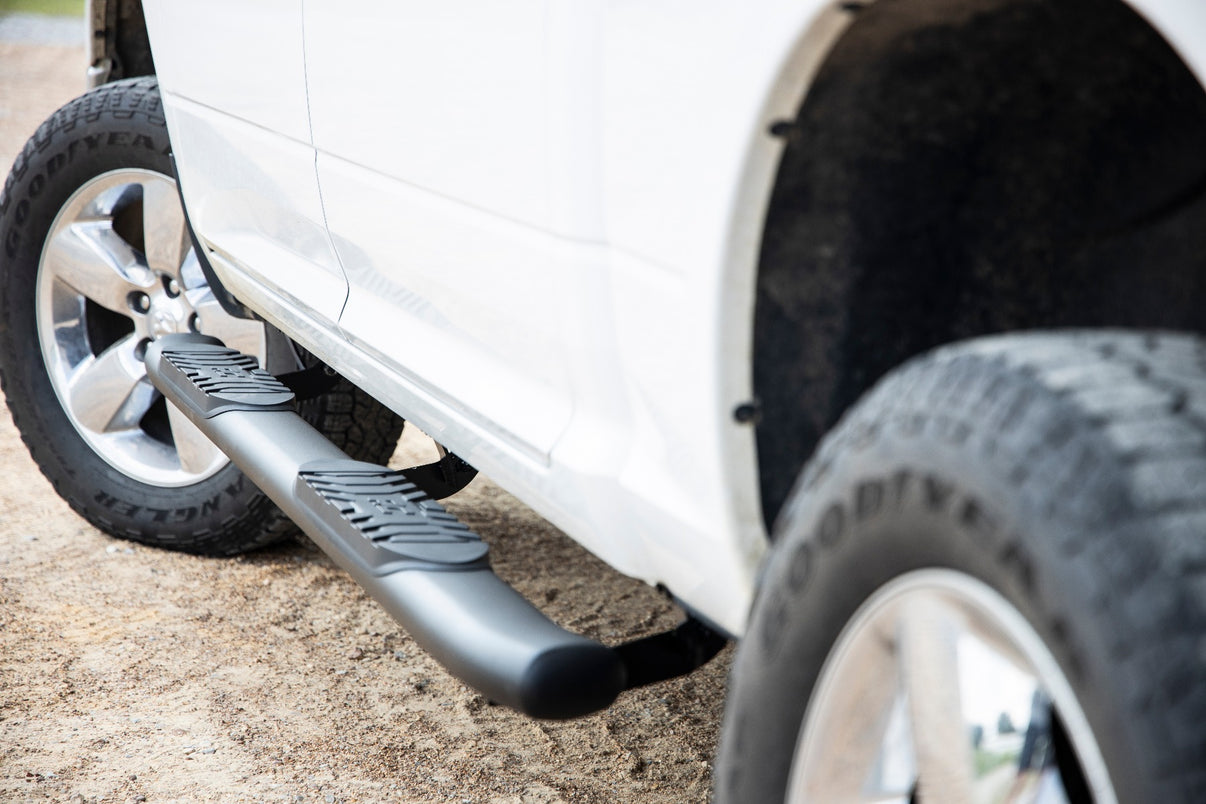 Oval Nerf Step | Crew Cab | Black | Ram 1500/2500/3500 2WD/4WD (2010-2025 & Classic) | 21003
